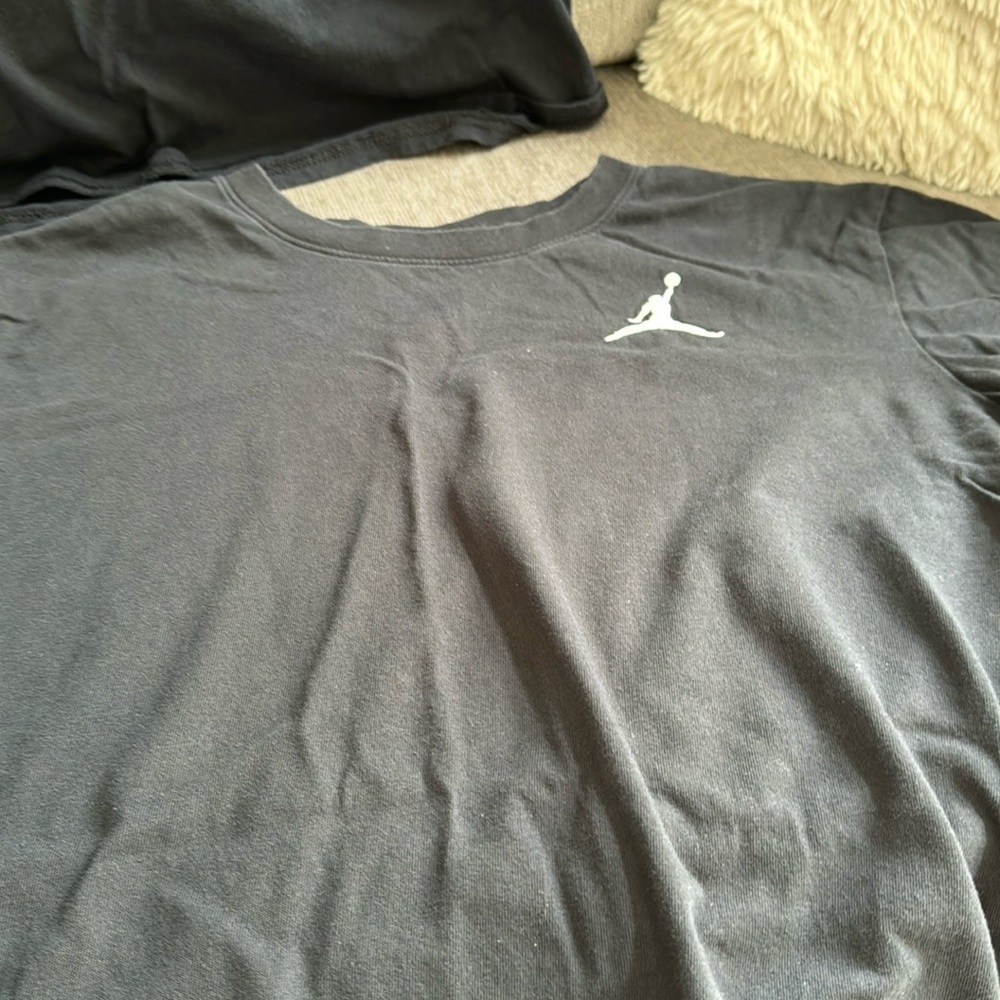 Jordan black tee